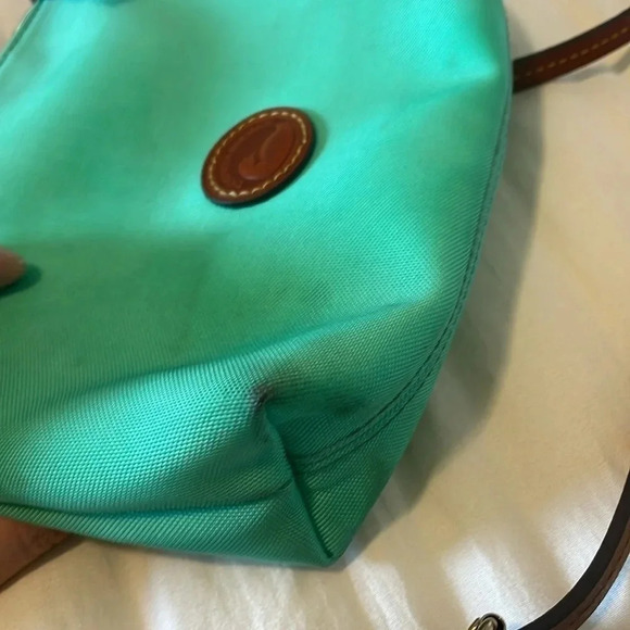 Seafoam green Dooney & Bourke 7x9 crossbody bag - Picture 6 of 7